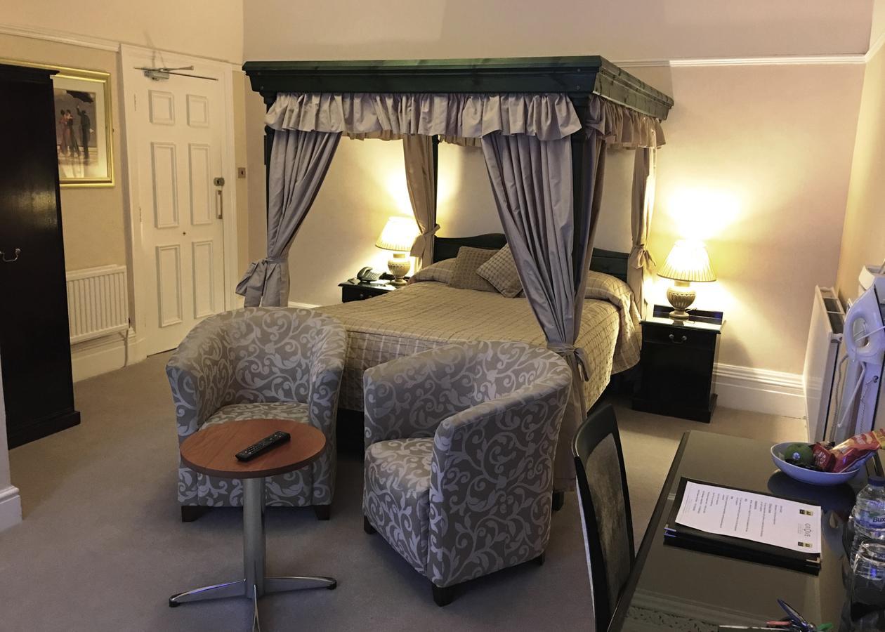 The Grove House Hotel ウォラシー エクステリア 写真